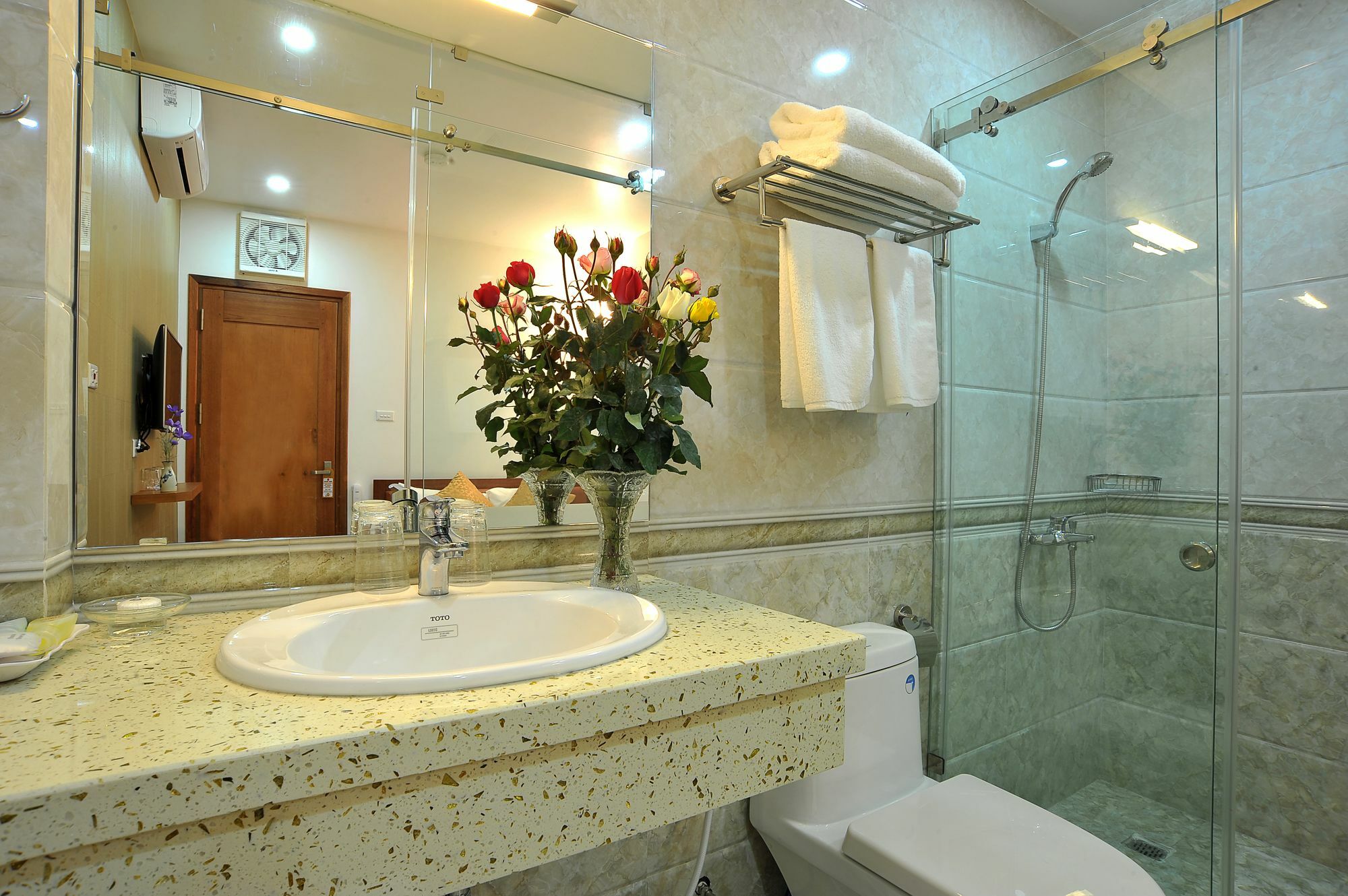 Coco Hotel Cau Giay Hanoi Exterior foto